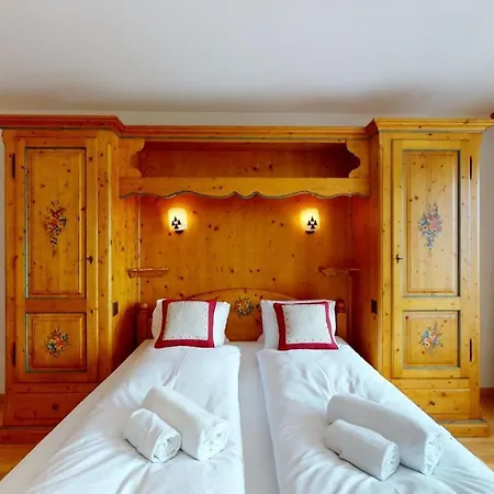 Gonenstein In Leukerbad, Entire Apartment/studio With Balcony Apartment Leukerbad