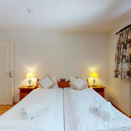 Apartment Gonenstein In Leukerbad, Entire Apartment/studio With Balcony