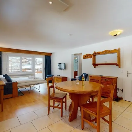 Gonenstein In Leukerbad, Entire Apartment/studio With Balcony Apartment Leukerbad