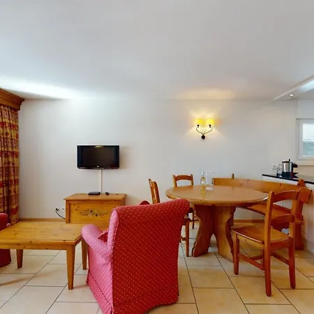 Apartment Gonenstein In Leukerbad, Entire Apartment/studio With Balcony